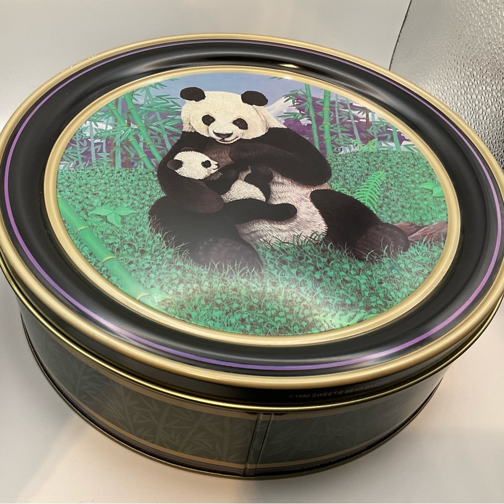 1990 Vintage Sweetie Bear Bakery Panda Tin